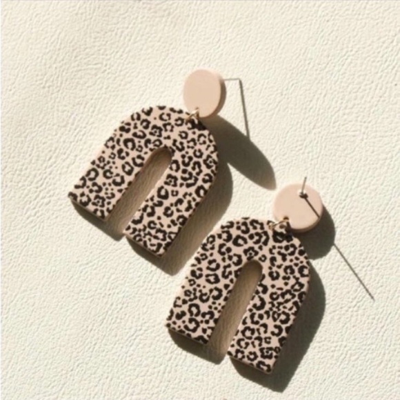 Leopard Geometric Drop earrings - Picture 3 of 6